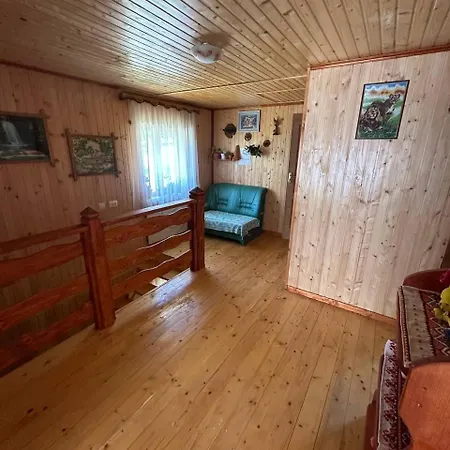 Guest house родинна оселя Slavske