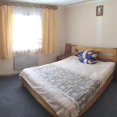 Guest house родинна оселя *